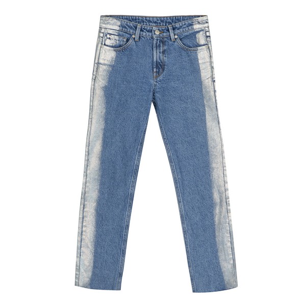Pull & Bear Launches Its New Party Collection , Full of Details for Casual , Fun Nights Out